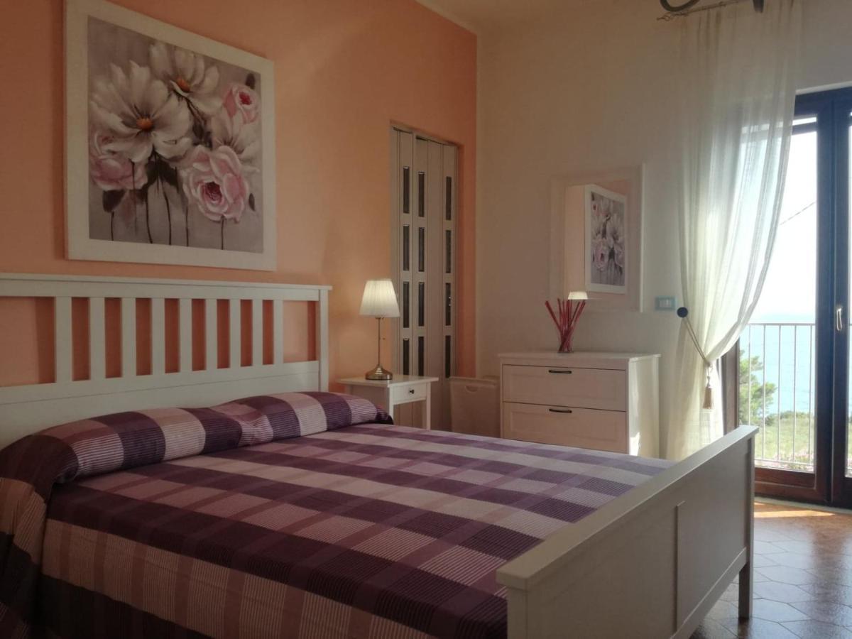 B&B Il Faro Cittadella del Capo Kültér fotó
