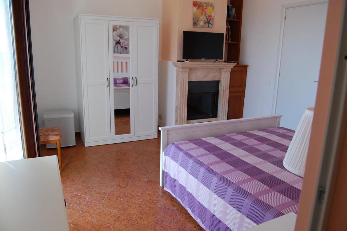 B&B Il Faro Cittadella del Capo Kültér fotó
