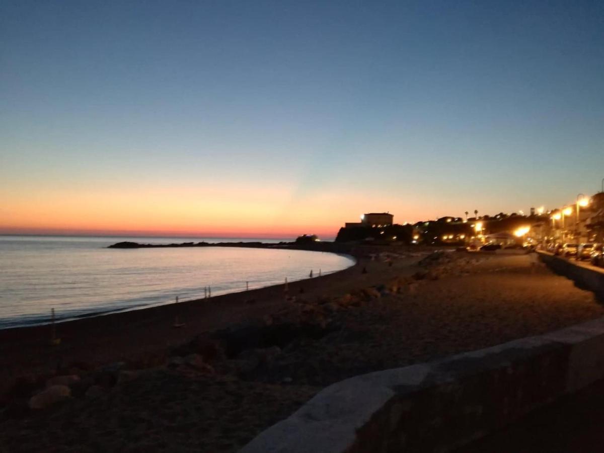 B&B Il Faro Cittadella del Capo Kültér fotó